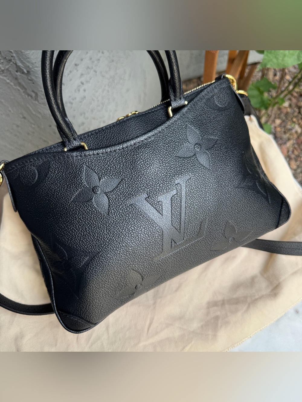 Louis Vuitton Empreinte Trianon PM - Picture 5 of 16